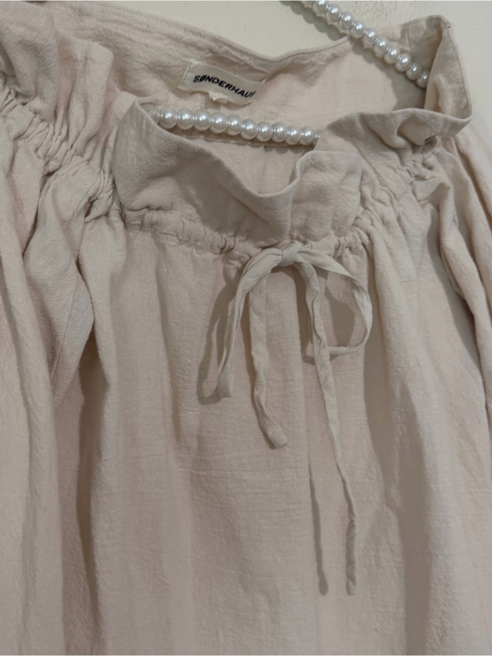 Sonderhaus The Ruth Blouse in Crema SIZE LARGE - Picture 4 of 7